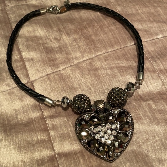 Chunky Heart Statement Necklace 17” - Picture 5 of 5